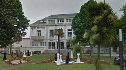 Yannick Morez, maire de Saint-Brévin-les-Pins, a démissionné après des mois de menaces et d’intimidations de la part de groupes d'extrême-droite. © Google street view