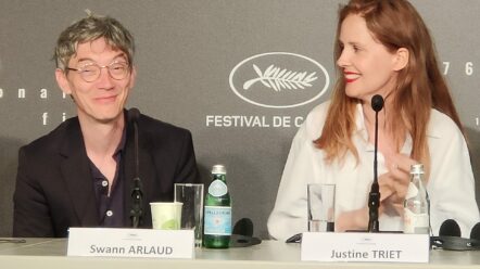 Justine Triet présente « Anatomie d’une chute » au festival de Cannes avec Swann Arlaud, l'un des acteurs du film.